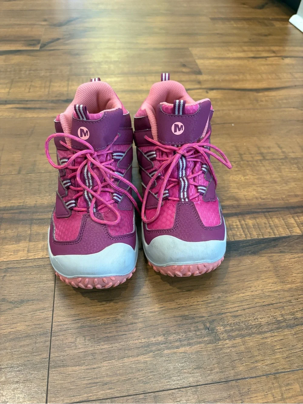 Merrell Pink Berry Chameleon Mid Waterproof hiking boot waterproof Kids Sz 3
